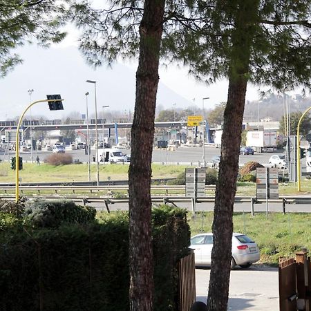 Easyroom Frosinone - Casello Autostradale Buitenkant foto